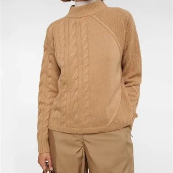 MaxMara Camel Wool and Cashmere Sweater - Picture 1 of 16